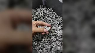 Des dégâts difficiles ? Les boules de laine en acier inoxydable se nettoient rapidement !