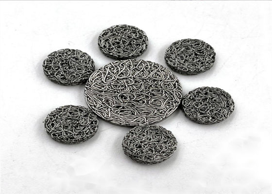 Maillage en fil tricoté comprimé polyvalent pour diverses applications de filtration