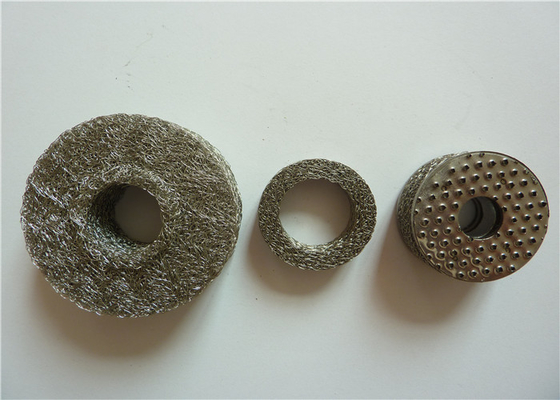 Le silencieux du diamètre 60mm atténuant la garniture SS316L a adapté aux besoins du client pour le joint de voiture