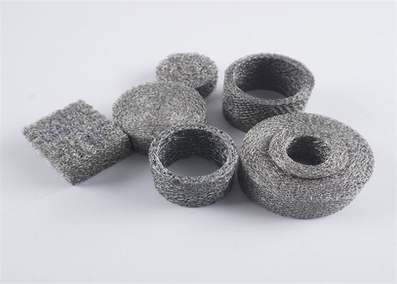 10-200 mm Dia Comprimé Tissu tissé en fil de fer Tricoté pour les applications de filtration lourde
