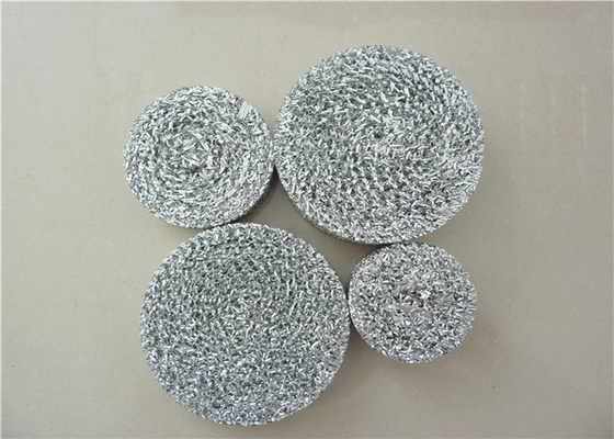 Le blanc a tricoté le papier d'aluminium Mesh Dia que la longueur de 118mm a adapté aux besoins du client pour l'automobile