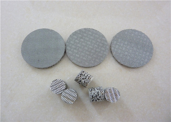 Grillage aggloméré 5 10 d'acier inoxydable de 5 configurations type circulaire de 15 microns