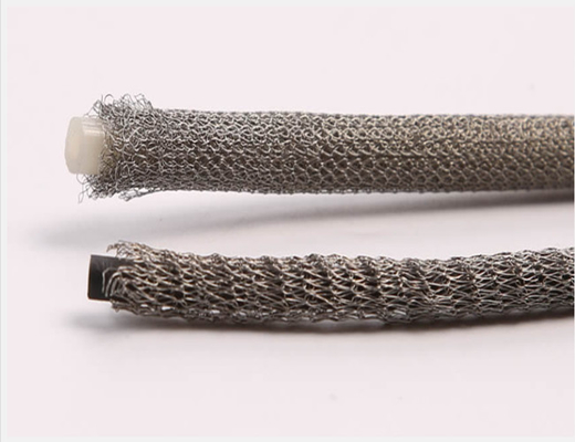 Le cylindre a tricoté le fil tissé Mesh Washers Compressed 30m pour EMI Shielding